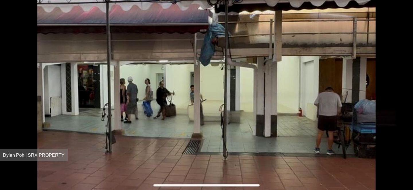 Yishun Avenue 11 (D27), Shop House #451062971